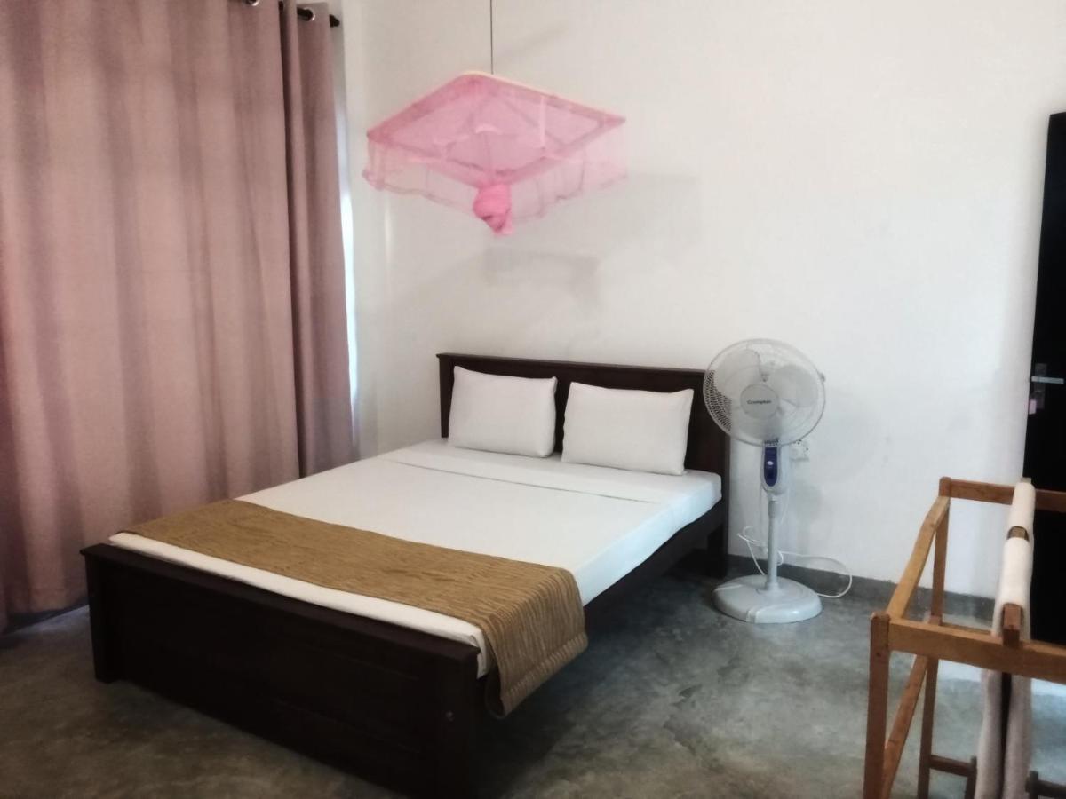 The Nest Hotel Тангале Екстериор снимка